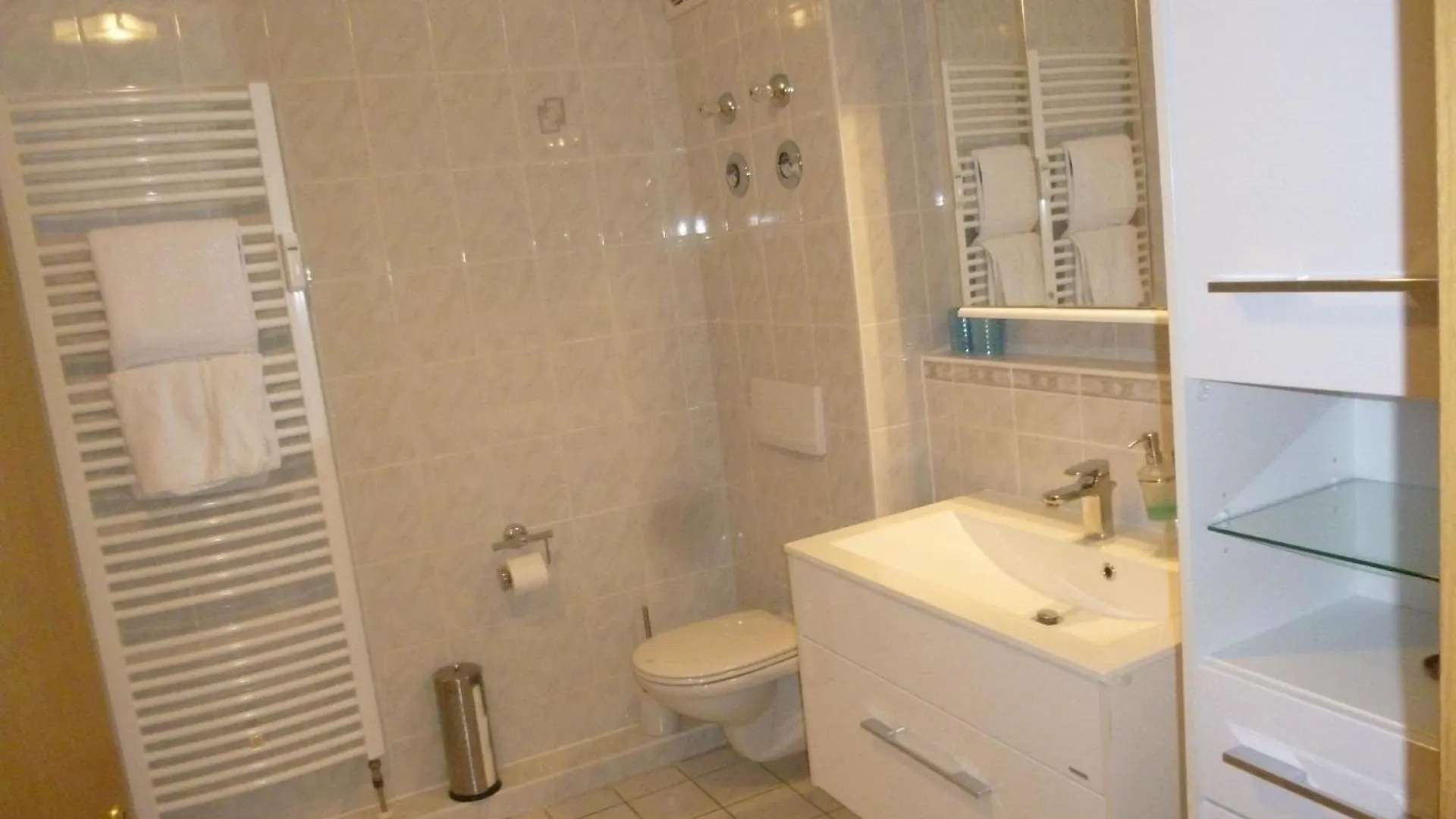Wohnung In Pidingerau Mit Grosser Terrasse 0*, Piding